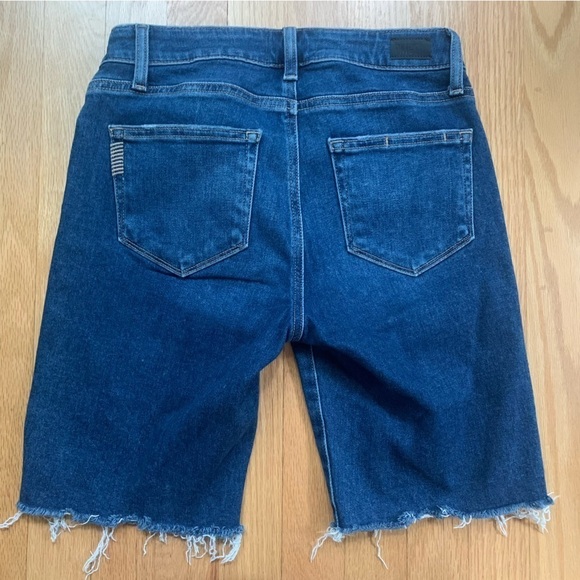 PAIGE Jax Knee Starla Deconstructed Denim Cut Off Shorts Raw Hem 26 - Picture 2 of 13